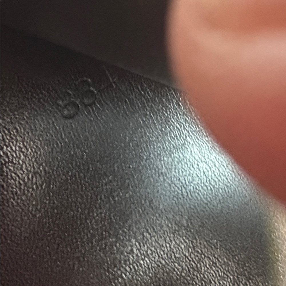 Louis Vuitton checkbook holder - Picture 12 of 12